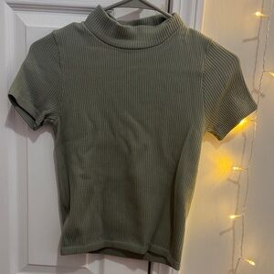 Forever 21 Olive Ribbed Short Sleeve Top